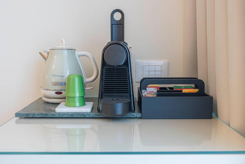 CRYS: Rooms, Holiday, Business - 12