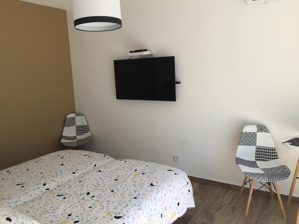 Au Petit Bueix - Double Or Twin Room