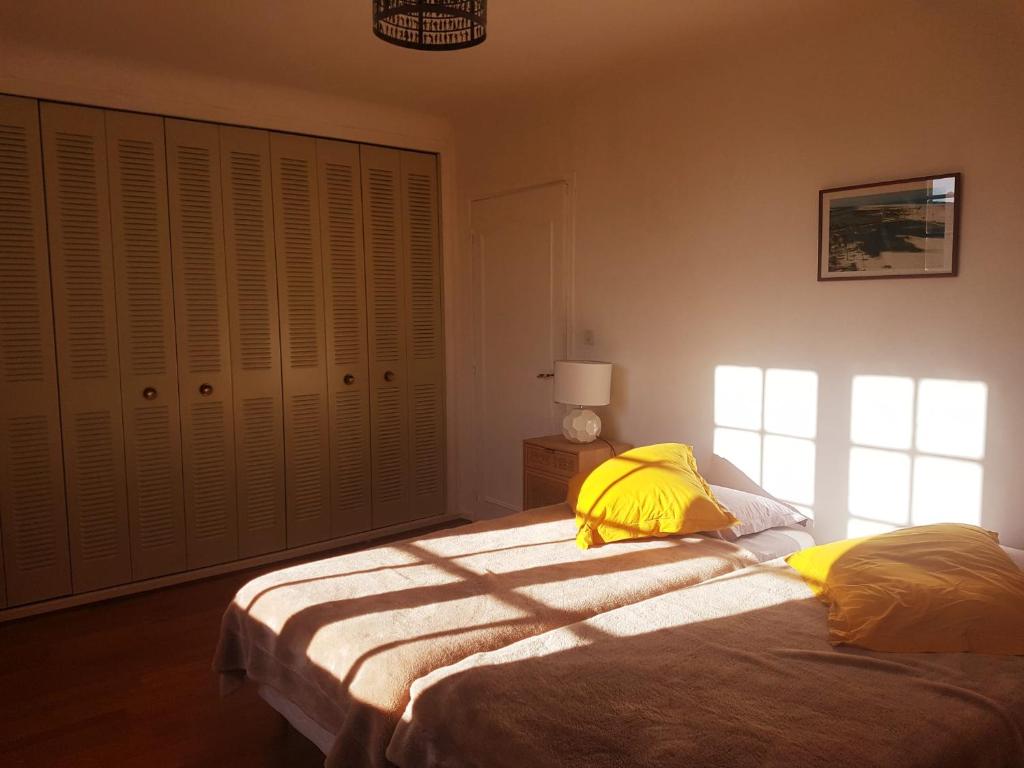 Postel nebo postele na pokoji v ubytování LAUTRE