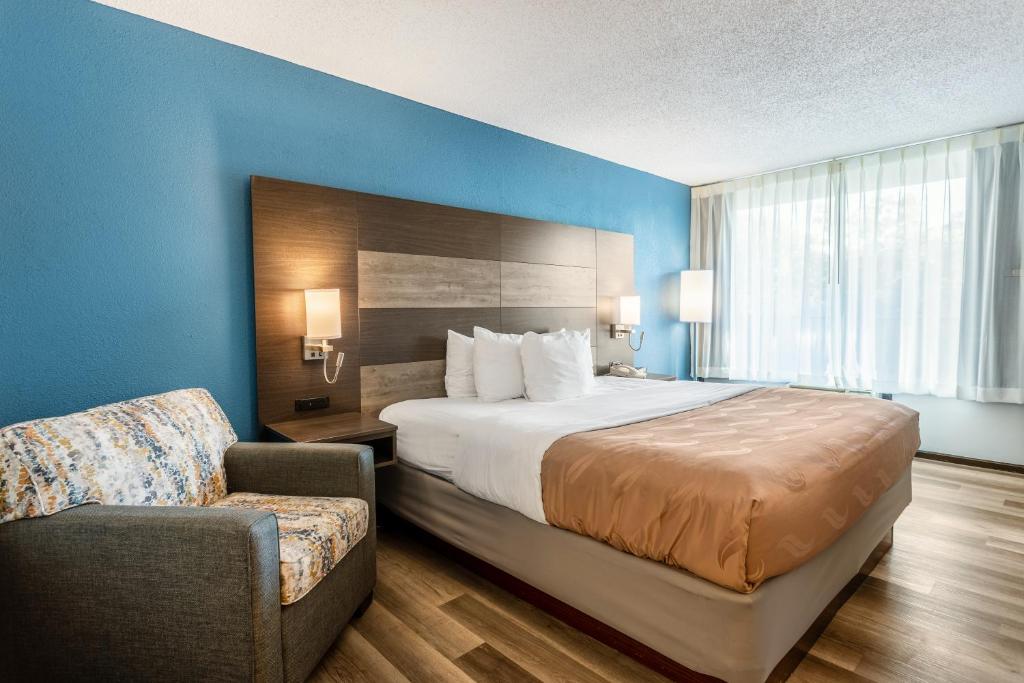 Quality Inn Branson On the Strip - King Room With Roll -In Shower - Accessibile/non Fumatori