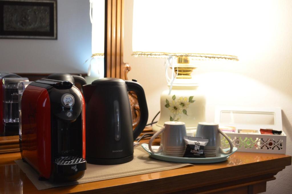 Set per la preparazione di tè e caffè presso B&B Belvedere