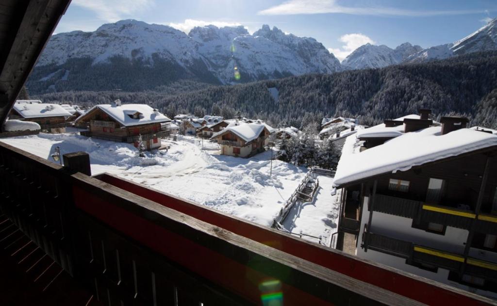 Foto dalla galleria di Residence Borgo Al Sole a Sappada