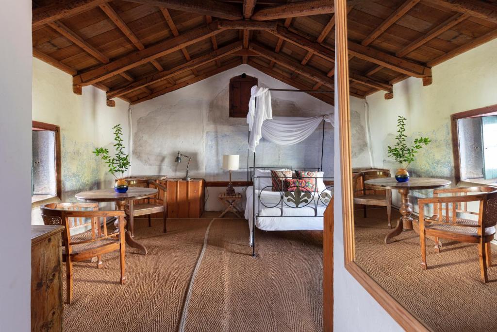 Bratsera Boutique Hotel - 10