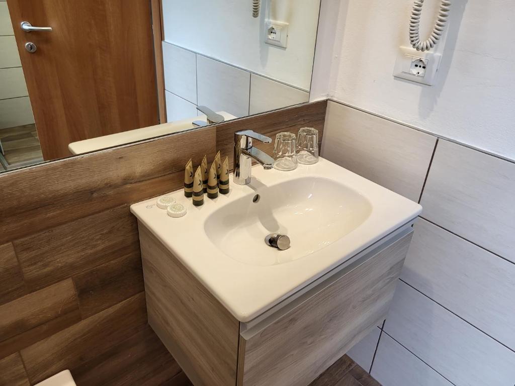 Koupelna v ubytování Hotel Garni Rosmari