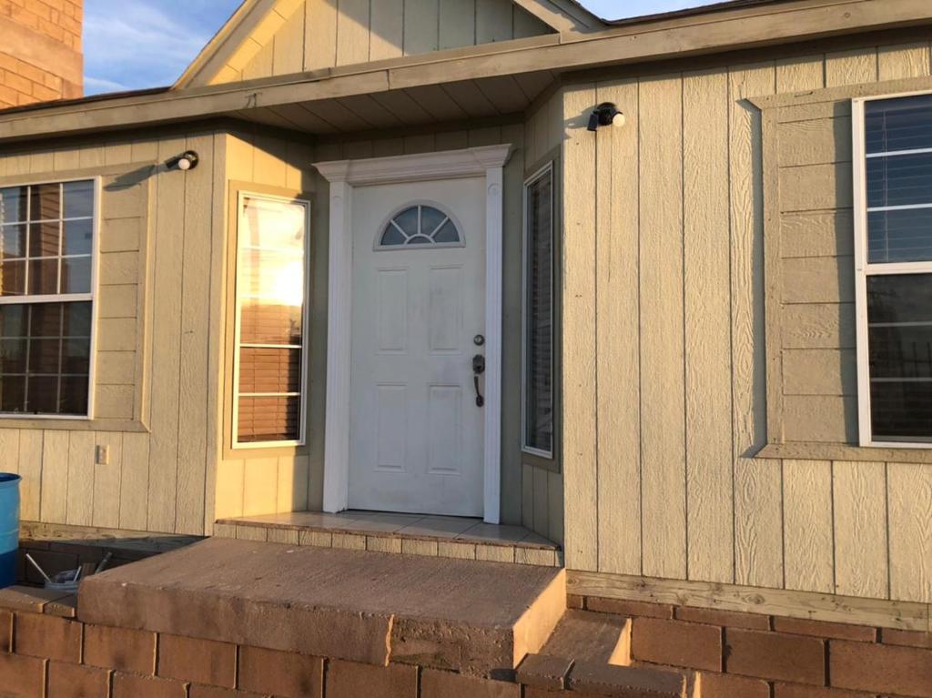 Το κτήριο όπου στεγάζεται  η παραθεριστική κατοικία