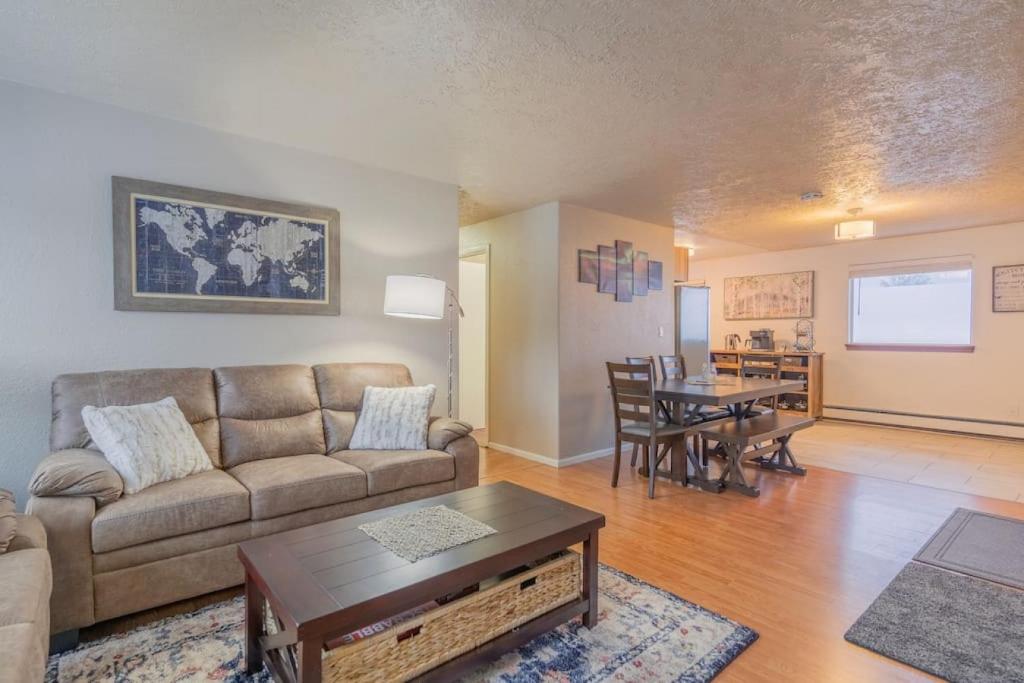 The Family Executive Inn, Fairbanks (updated prices 2024)