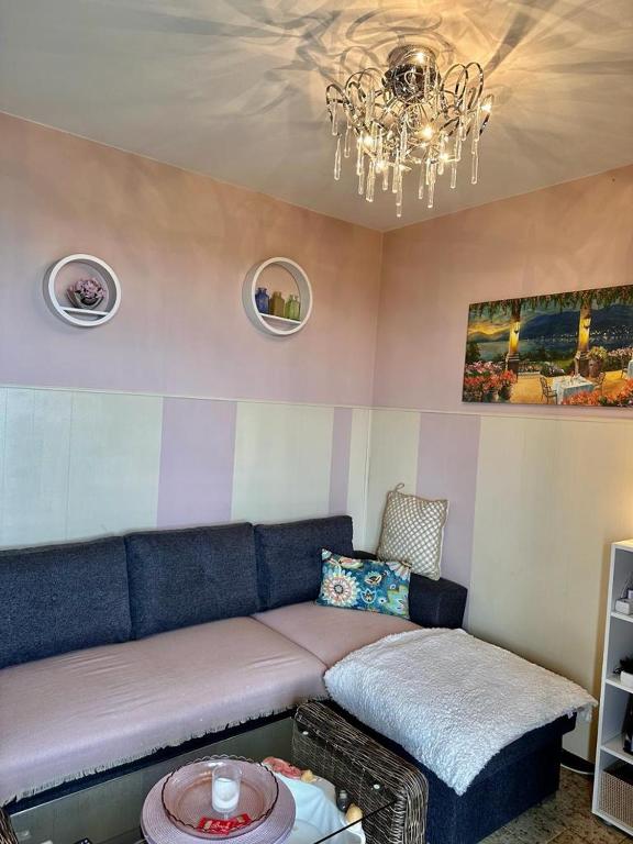 A seating area at Heike
