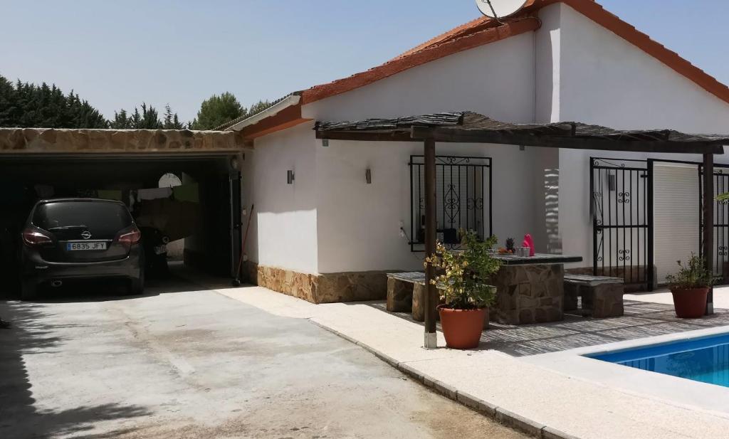 Fotografia z galérie ubytovania Ruhiges Ländliches Ferienhaus 6 Personen Privat Pool Wandern El Gollizno Route v destinácii Buenavista