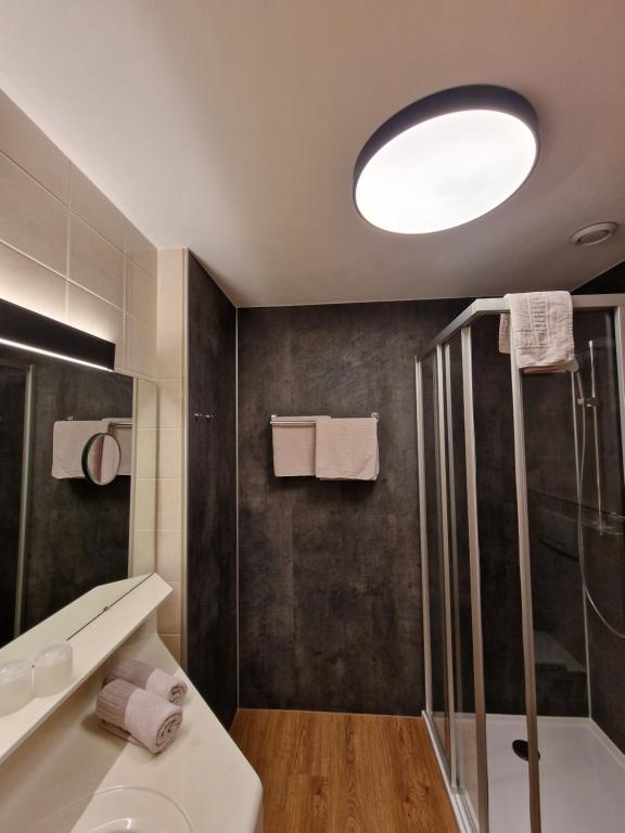 Kúpeľňa v ubytovaní Hotel Romantica Jerzens