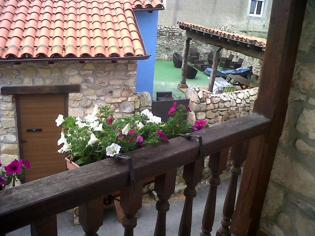 A garden outside El Cabañon de Pimiango