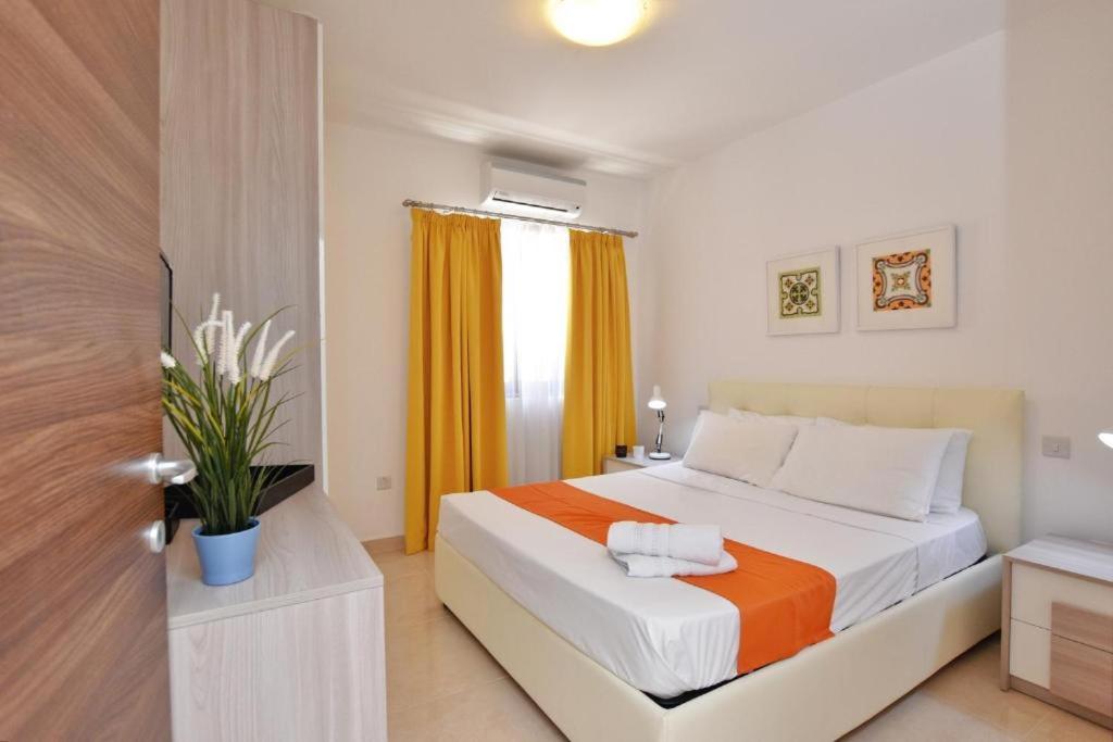 The Caves Apartments - 2