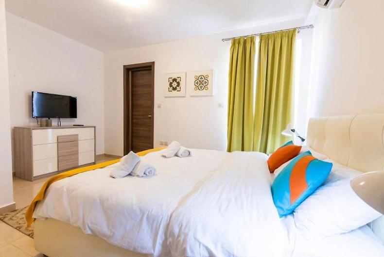 The Caves Apartments - 14