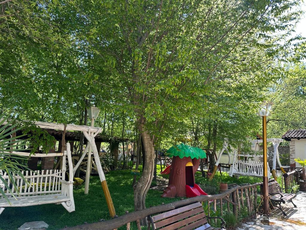 Zahrada ubytování Ara E Vjeter Resort