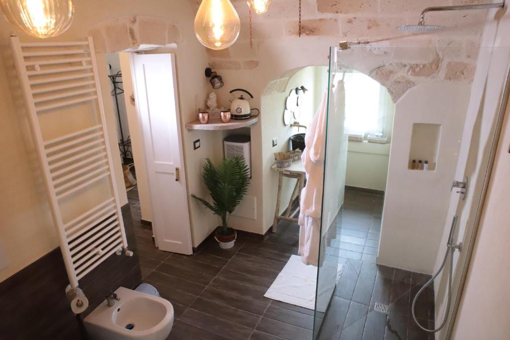 Koupelna v ubytování Camilla Luxury Suite