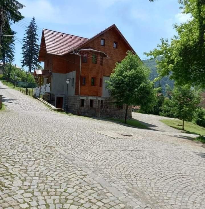 Budova, kde se penzion nachází