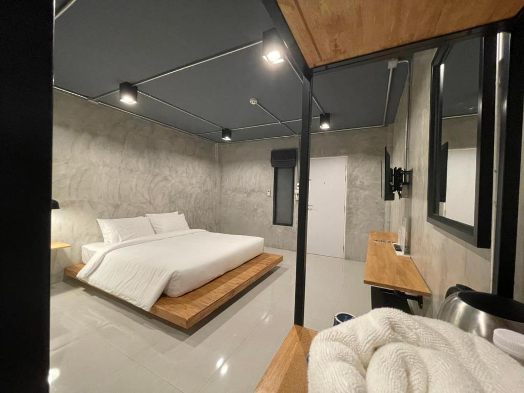 Loft Space Hotel - 6