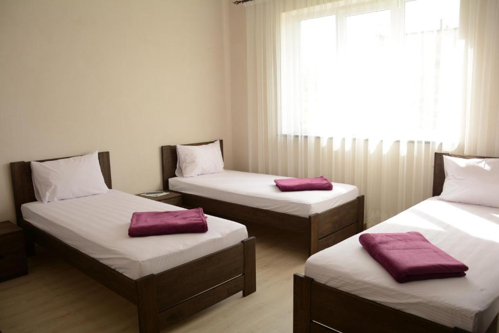 ILLARA SPA Hotel - Comfort Triple Room Met Douche