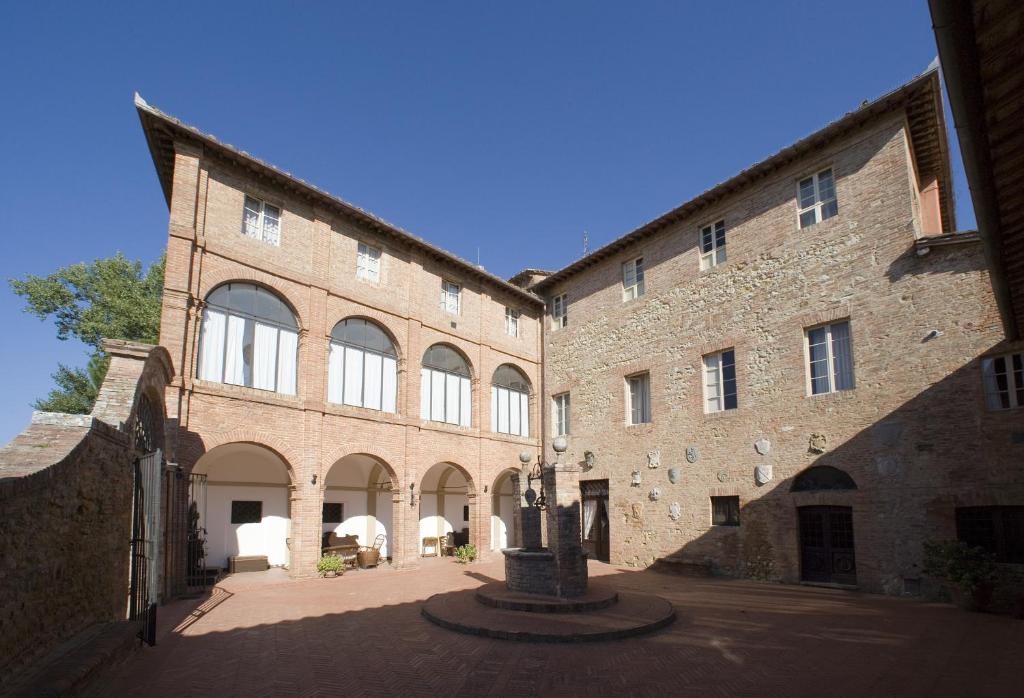 Fotografie z fotogalerie ubytování Borgo San Lorenzo a Linari v destinaci San Rocco a Pilli