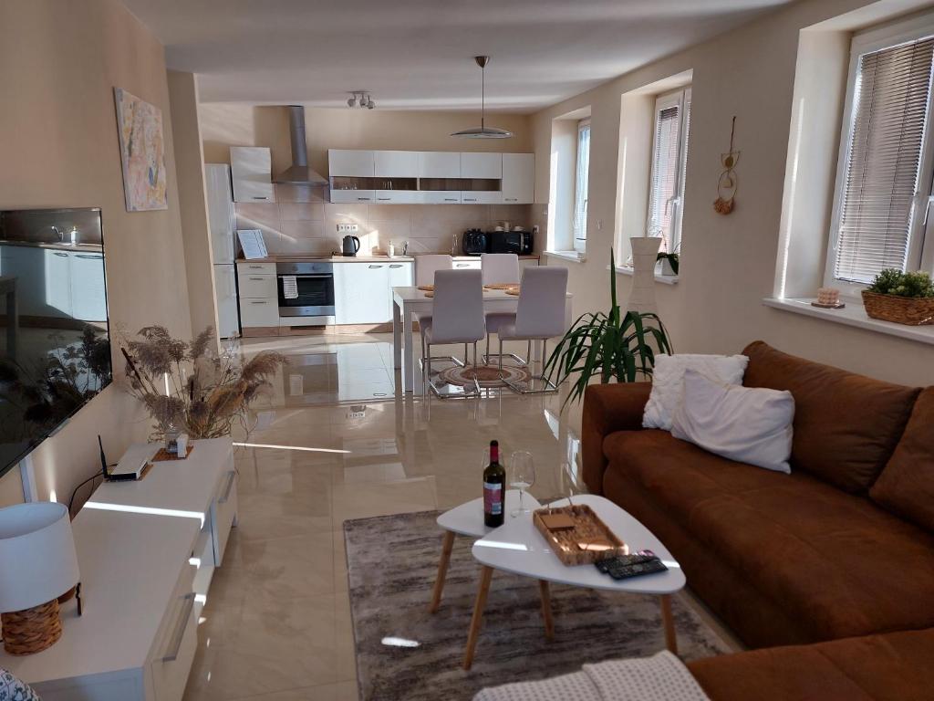 Kuchyň nebo kuchyňský kout v ubytování Frašták apartment