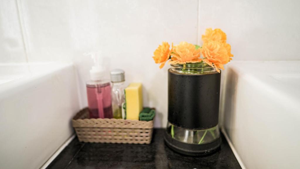RoomQuest Bangkok Don Mueang Airport - Resim 18