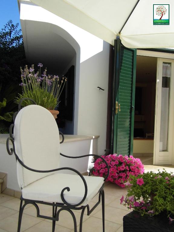 A garden outside Il Giardino Delle Sete