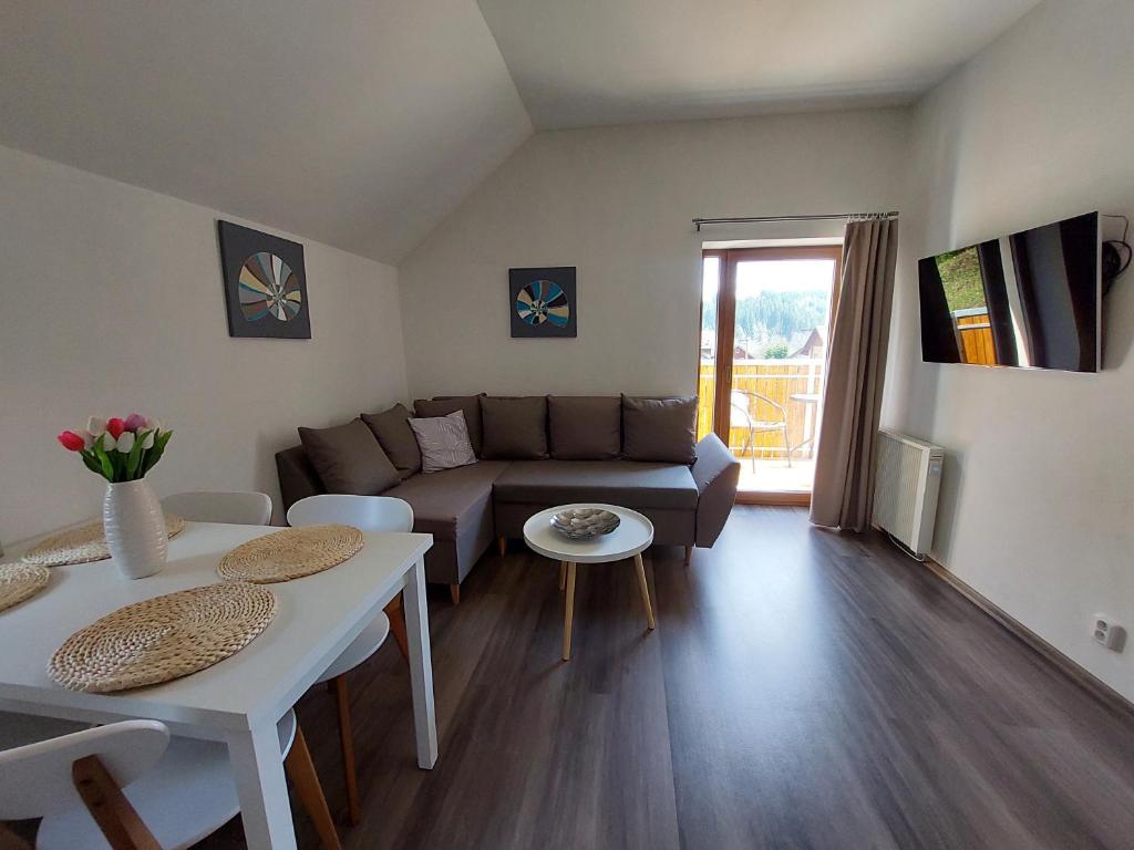 Rezidence GreenHill ⃰ ⃰ ⃰ - Apartment With Balcony