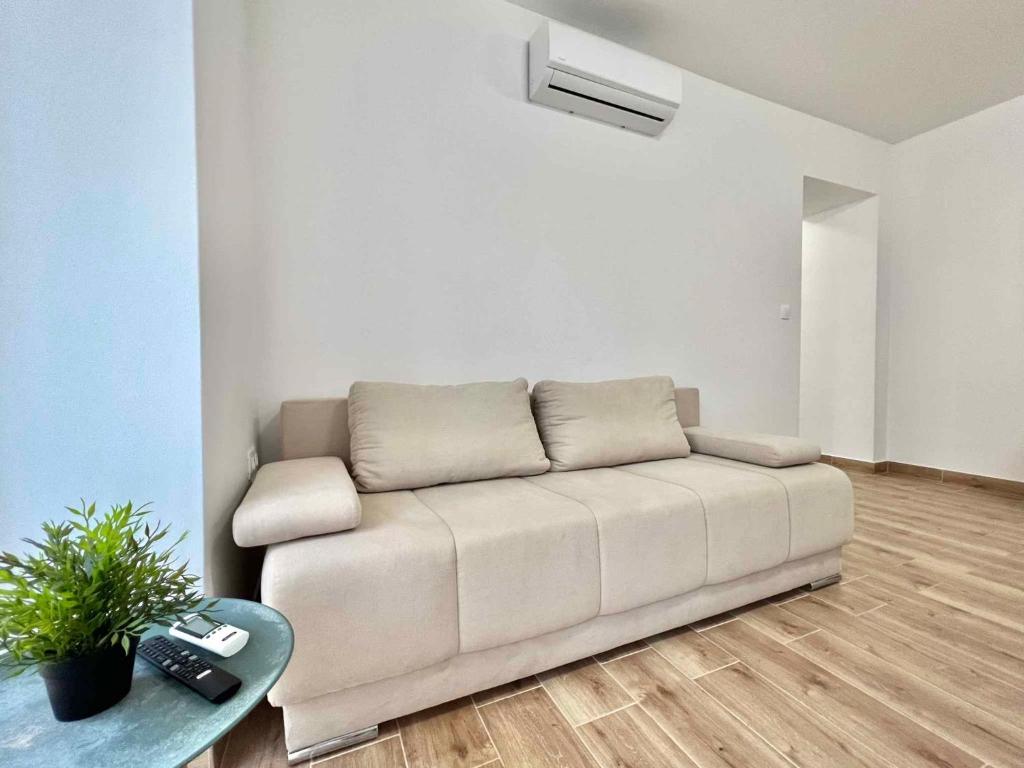 Posedenie v ubytovaní Apartment in Dramalj 42942
