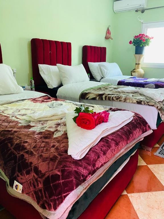 Postel nebo postele na pokoji v ubytování Motel Ain Mersa