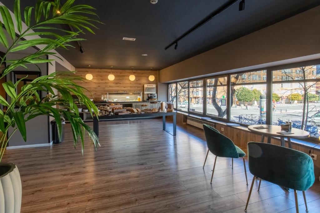 Hotel Acta Madfor - Resim 26