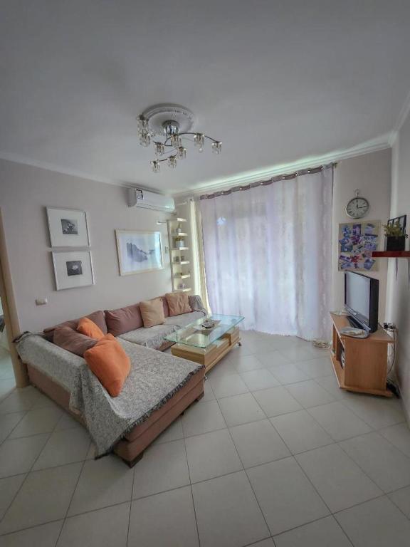 Claudia Seaside Apartment Shengjin - Image 4