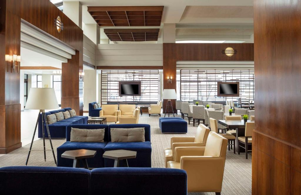 Posezení v ubytování Hyatt Regency Lisle near Naperville