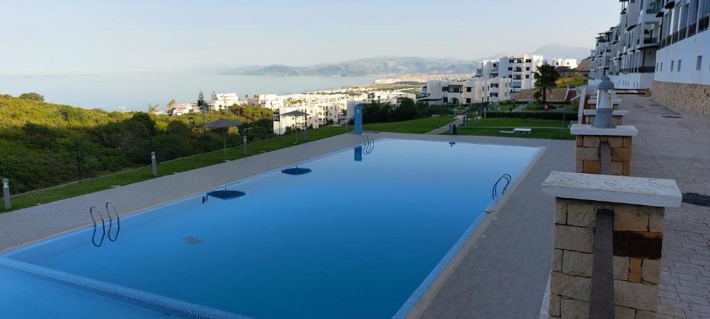 Charmant Appartement à CaboNegro avec Piscines et Wifi