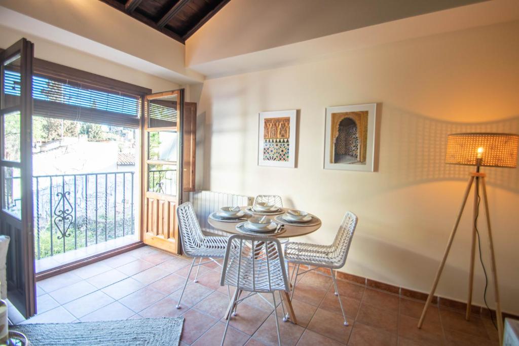 Dúplex Cuesta del Chapiz con vistas a la Alhambra by A3Rentals, Granada