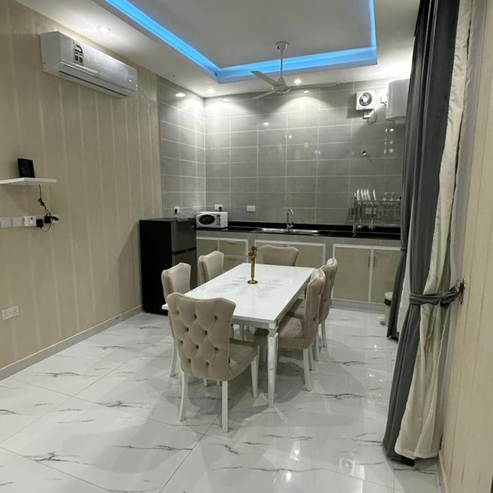 Fotografie z fotogalerie ubytování استراحة المرجانalmarjan chalet v destinaci Ḑibāb