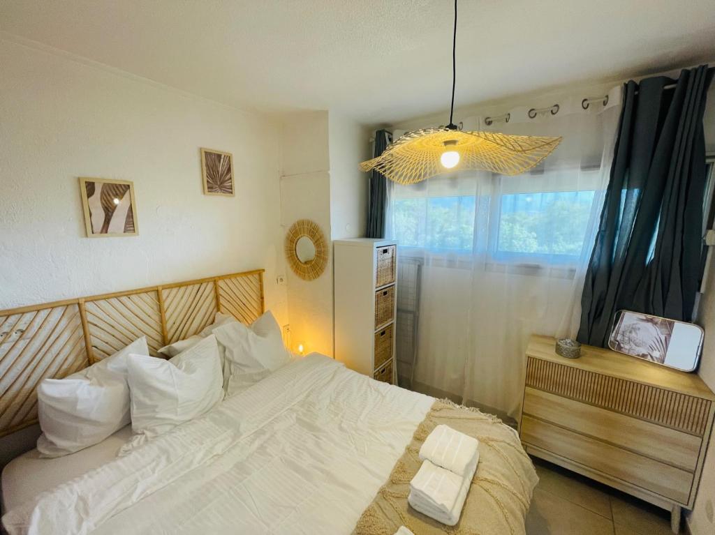 Fotografia z galérie ubytovania Appart' T2 Cosy Balcon Parking - 200m de la mer v destinácii Argelès-sur-Mer