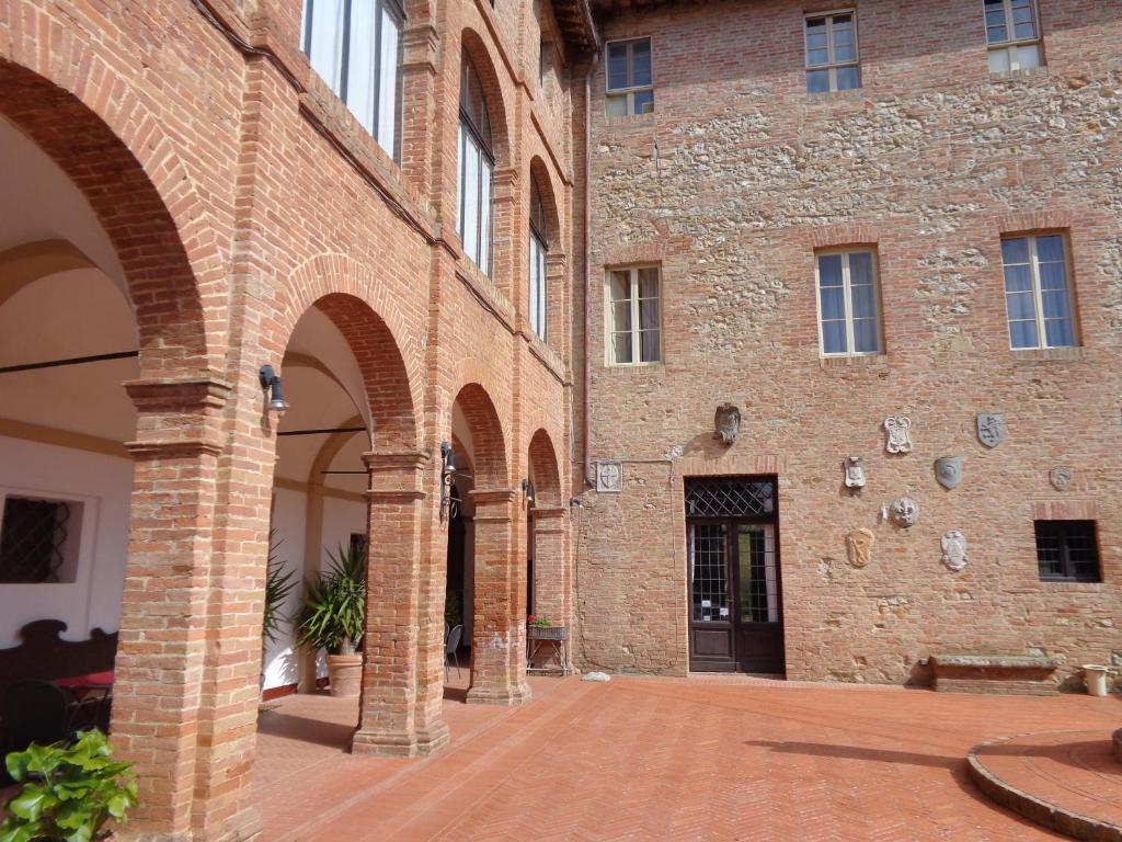 Exteriér nebo vchod ubytování Borgo San Lorenzo a Linari