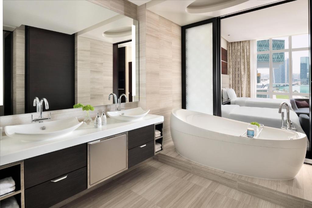 Koupelna v ubytování Rosewood Abu Dhabi