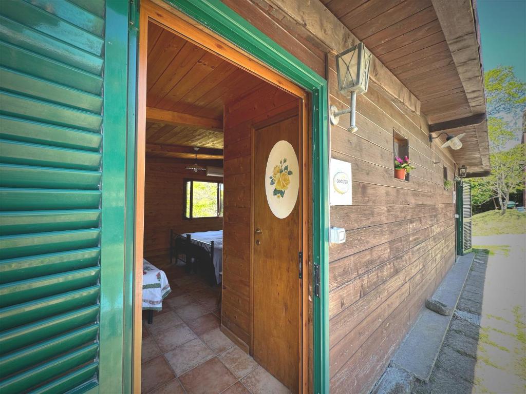 Night in the Wood Sorbo - Double Or Twin Room With Mountain View