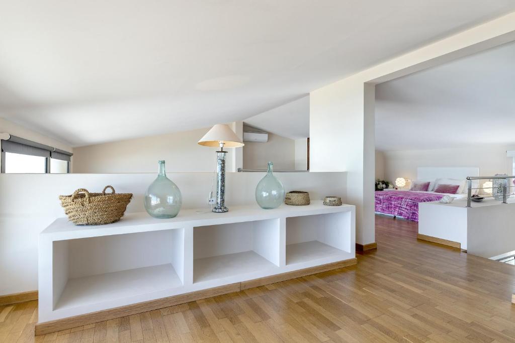Fotografie z fotogalerie ubytování Seafront duplex apartment 200 m from Beach v destinaci Can Picafort