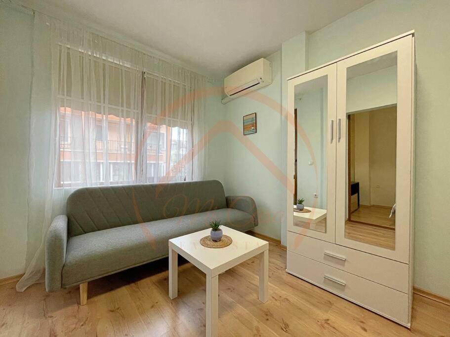 Charming Studio in Varna Centrer