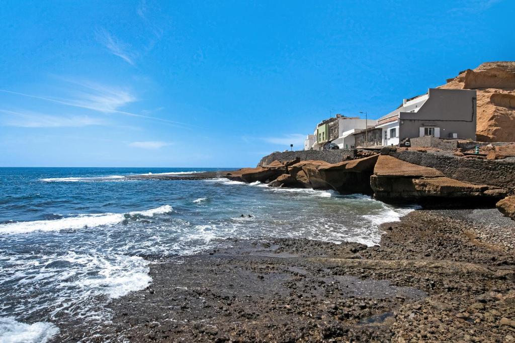Las Arenas Medio, La Mareta – Updated 2023 Prices