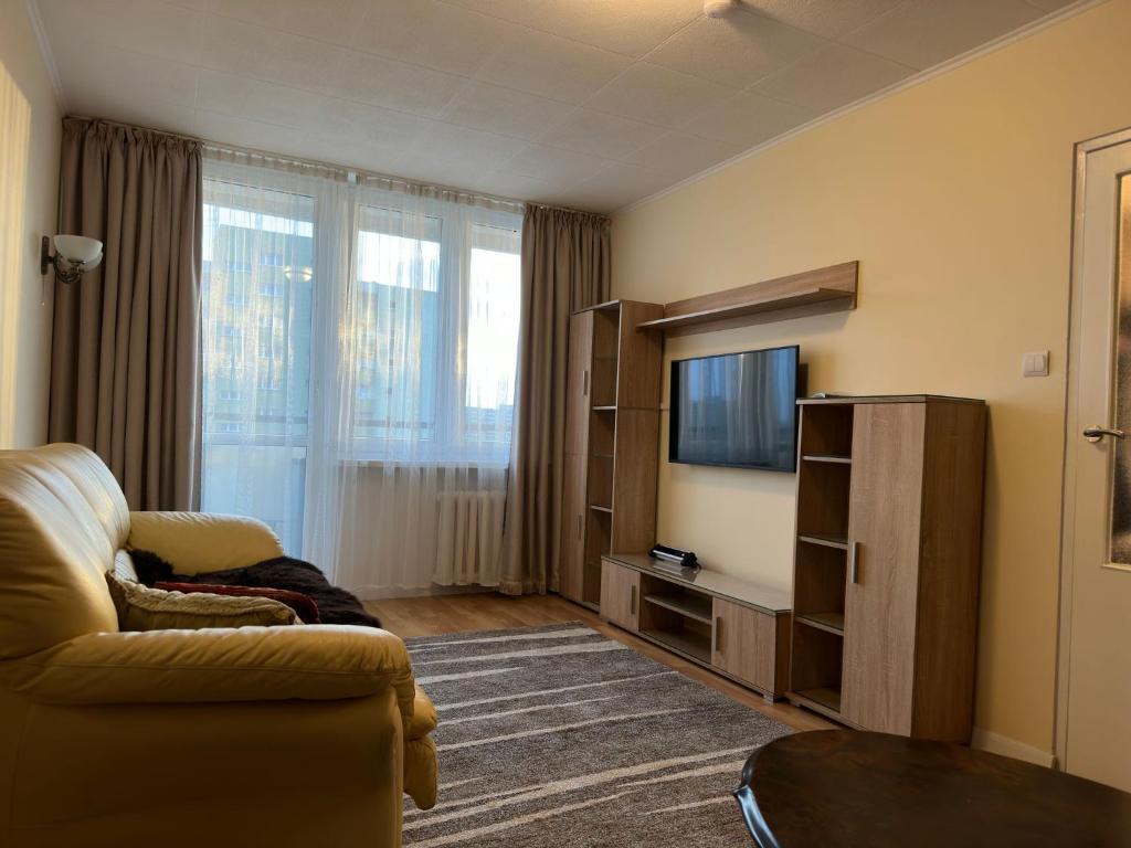 Apartament Bazyliańska - 100m do Metra "Bródno", 20 minut do centrum Warszawy - 15