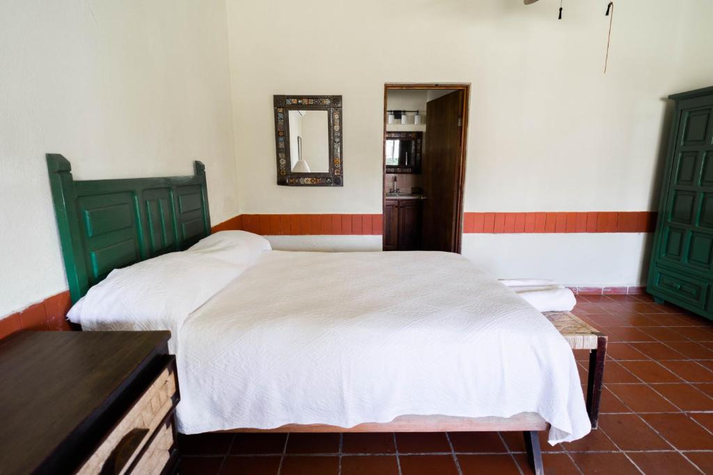 Hotel Rancho Buenavista