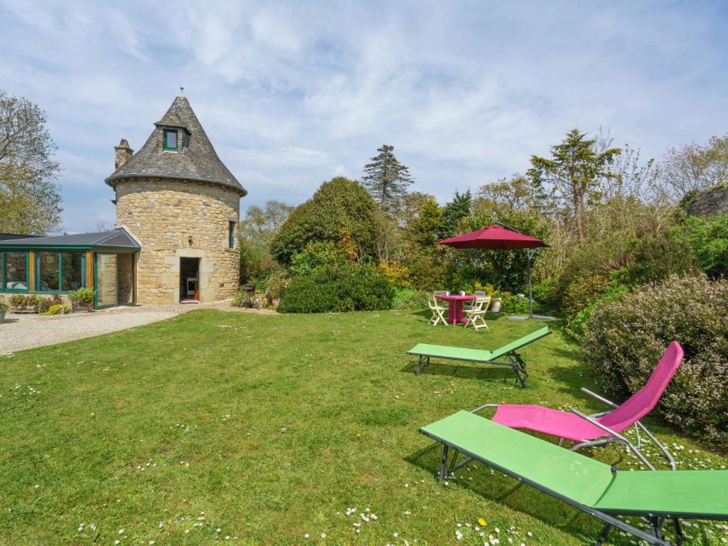 Κήπος έξω από το Holiday Home Le Pigeonnier by Interhome