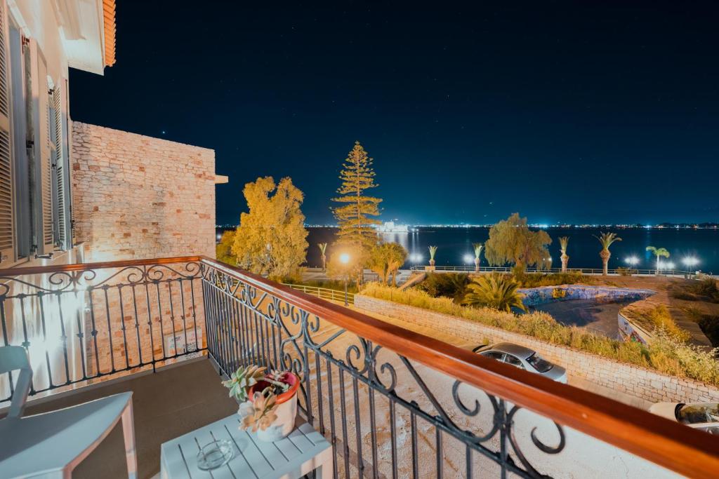 Balkón nebo terasa v ubytování Impero Nafplio Hotel & Suites