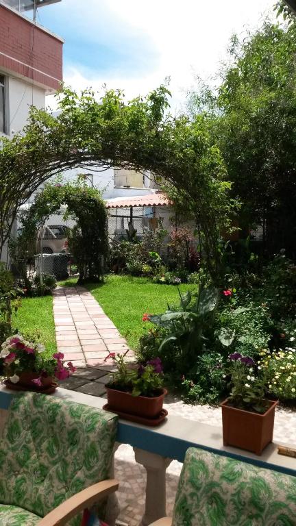 Zahrada ubytování Hostal el Parque Tababela