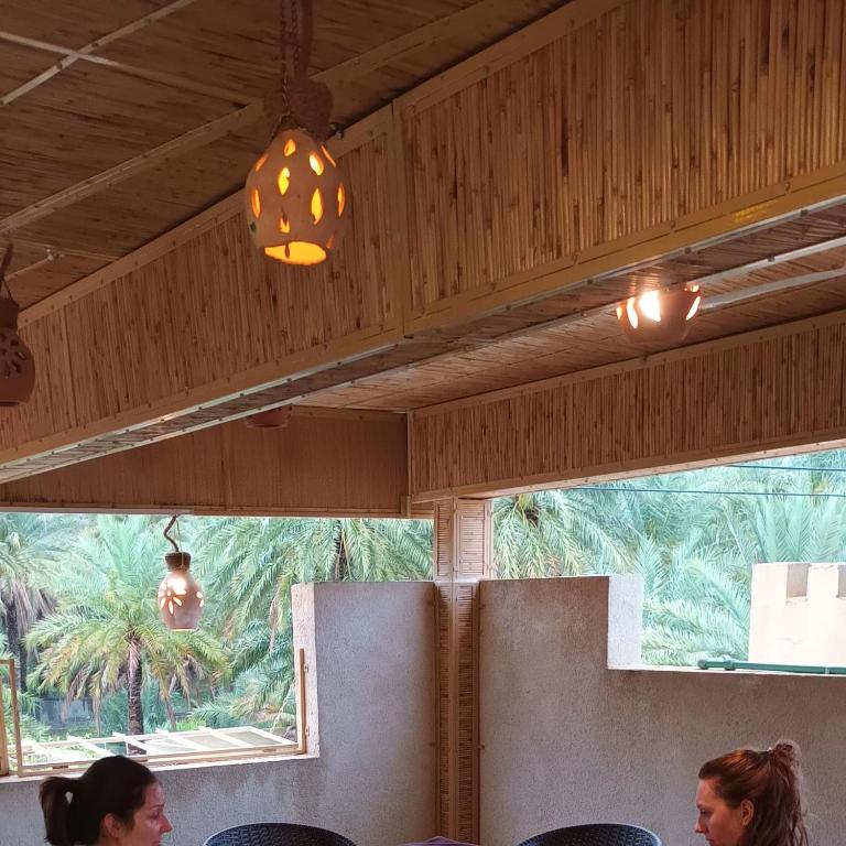 Fotografie z fotogalerie ubytování Sehma Guest House بيت السحمه للضيافه v destinaci Al Hamra