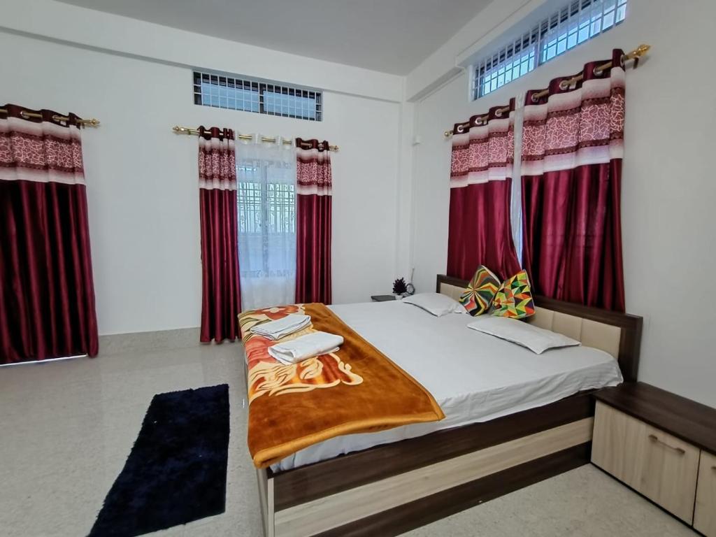 Purabi's Nest - Deluxe Double Room (2 Adultos + 1 Niño)