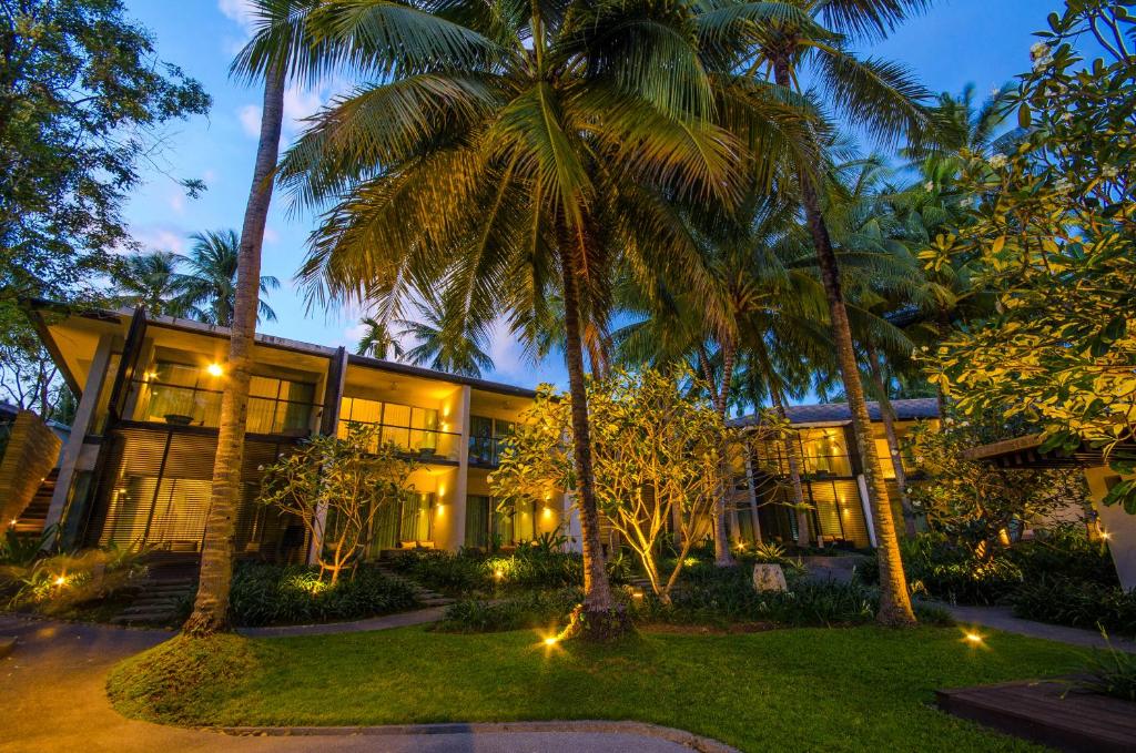 Zahrada ubytování Twinpalms Surin Beach Phuket