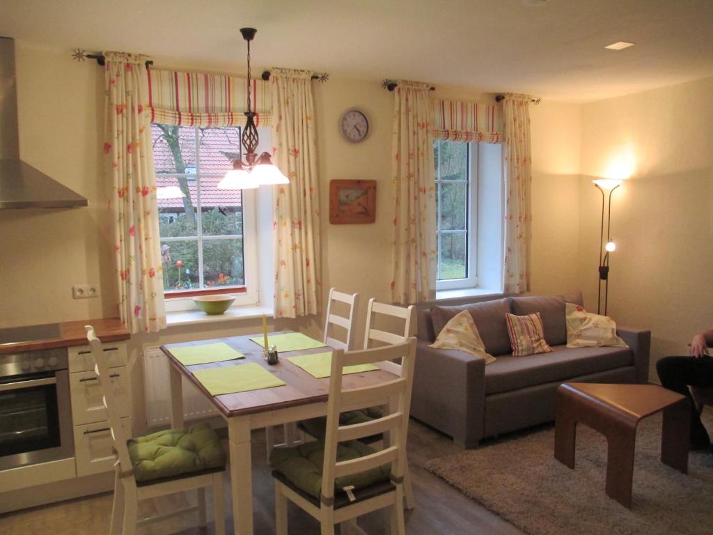 Ferienbauernhof Ennenhof - Appartamento Con 2 Camere Da Letto (5 Adulti)